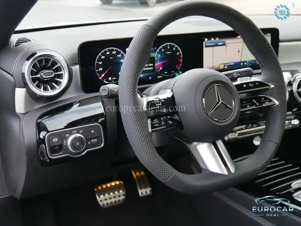 Mercedes-Benz CLA 200
