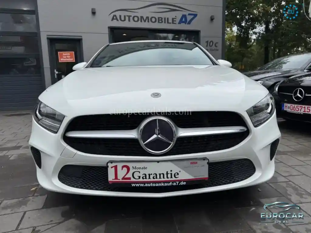 Mercedes-Benz A 220