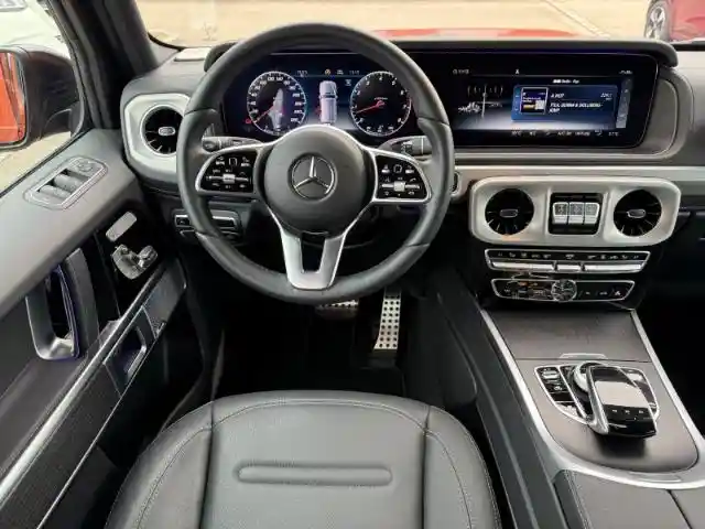 Mercedes-Benz G 500