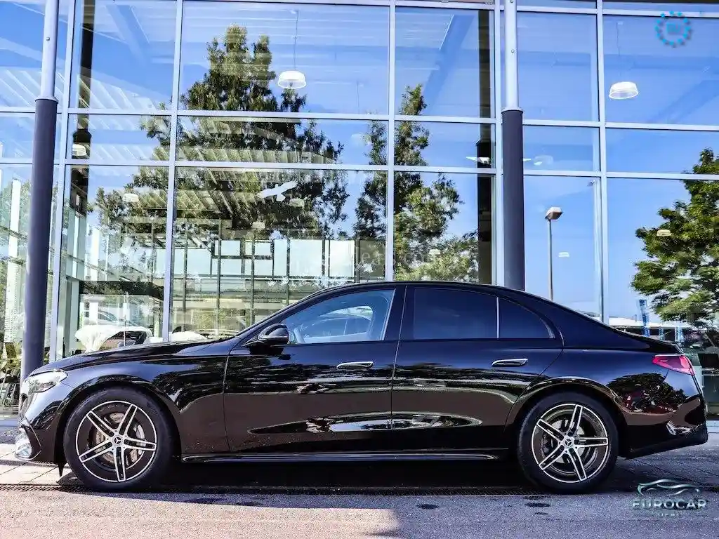 Mercedes-Benz E 220