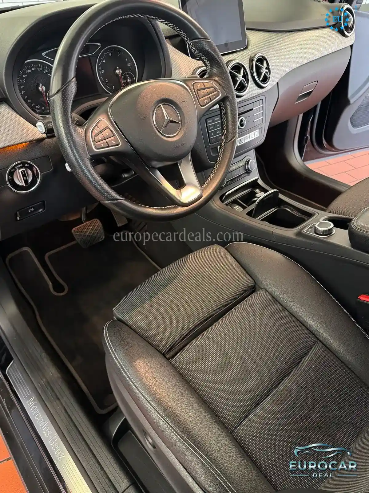 Mercedes-Benz B 200