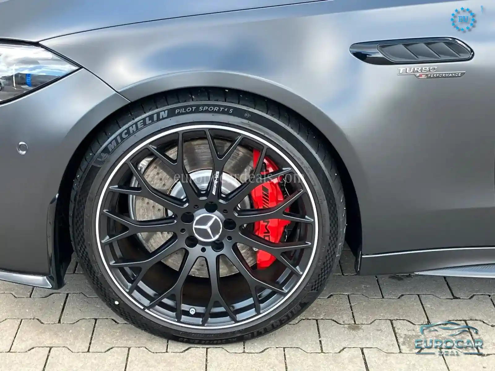 Mercedes-Benz C 63 AMG