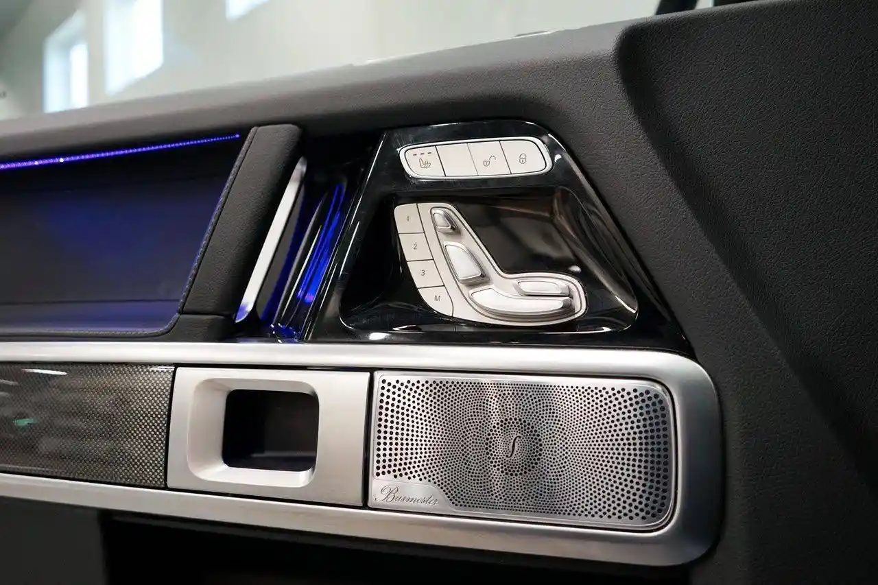Mercedes-Benz G 500