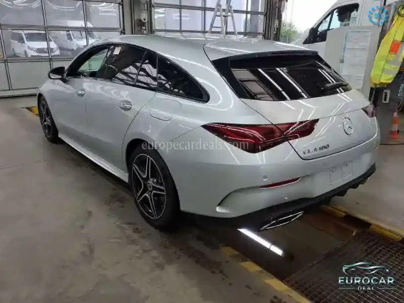 Mercedes-Benz CLA 180 Shooting Brake