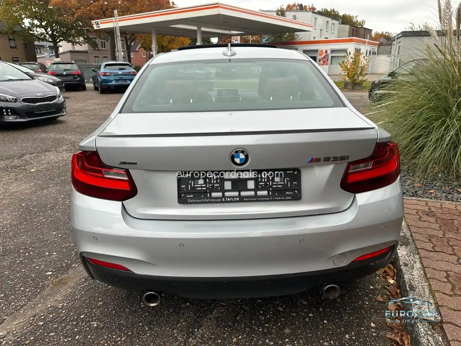 BMW M235