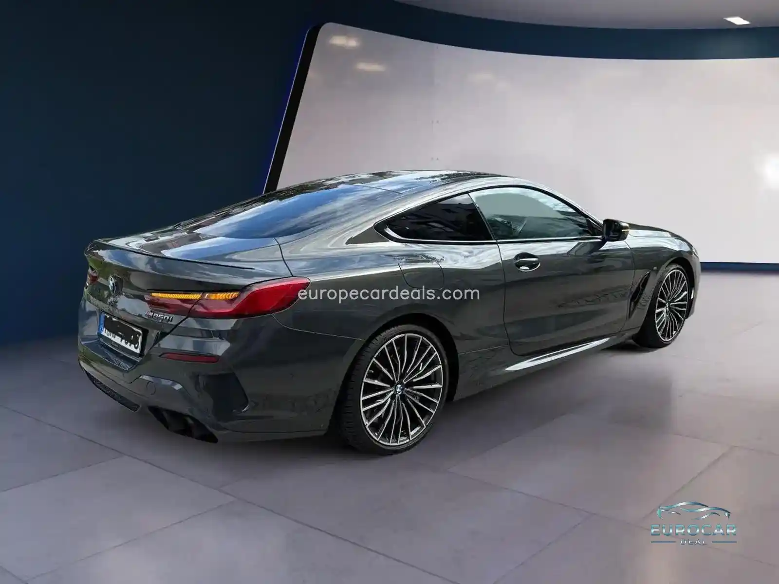 BMW M850