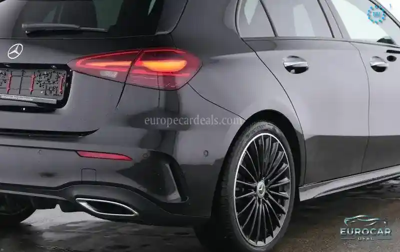 Mercedes-Benz A 220