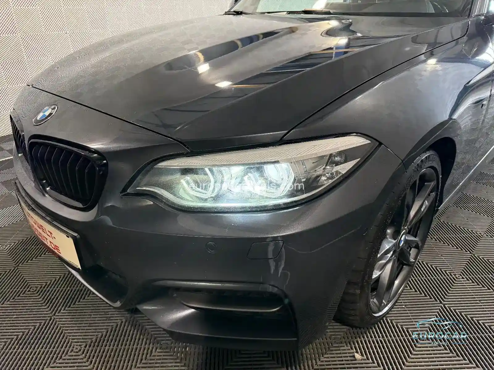 BMW M240i