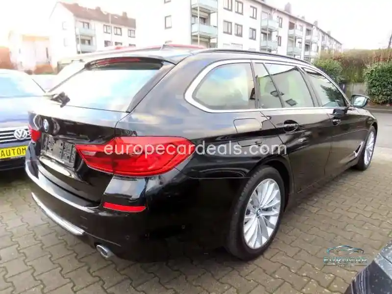 BMW 525