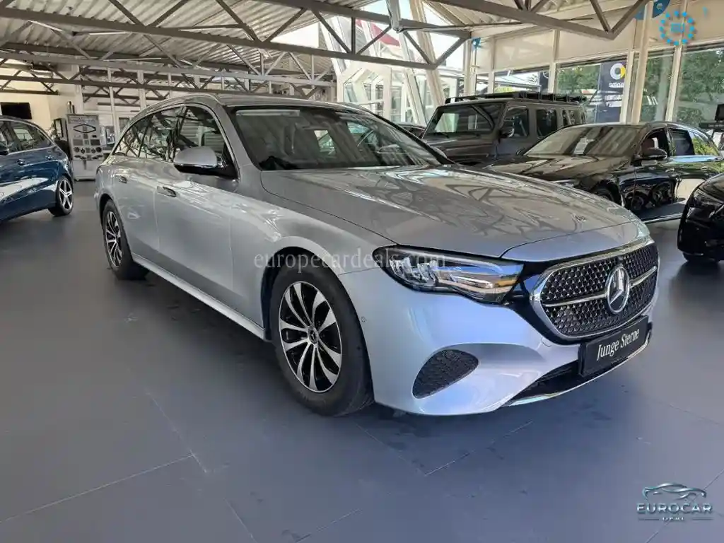 Mercedes-Benz E 220