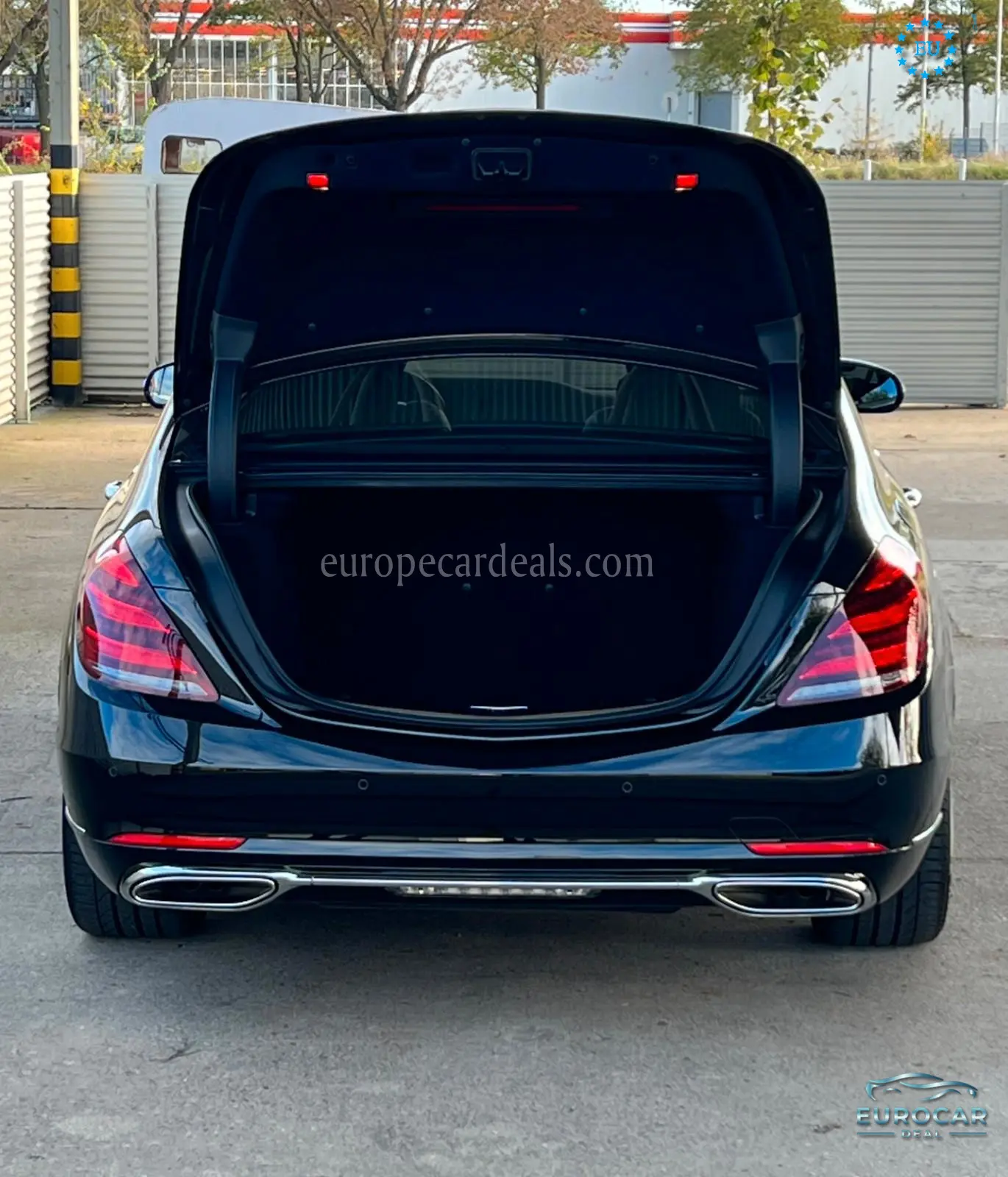 Mercedes-Benz S 560