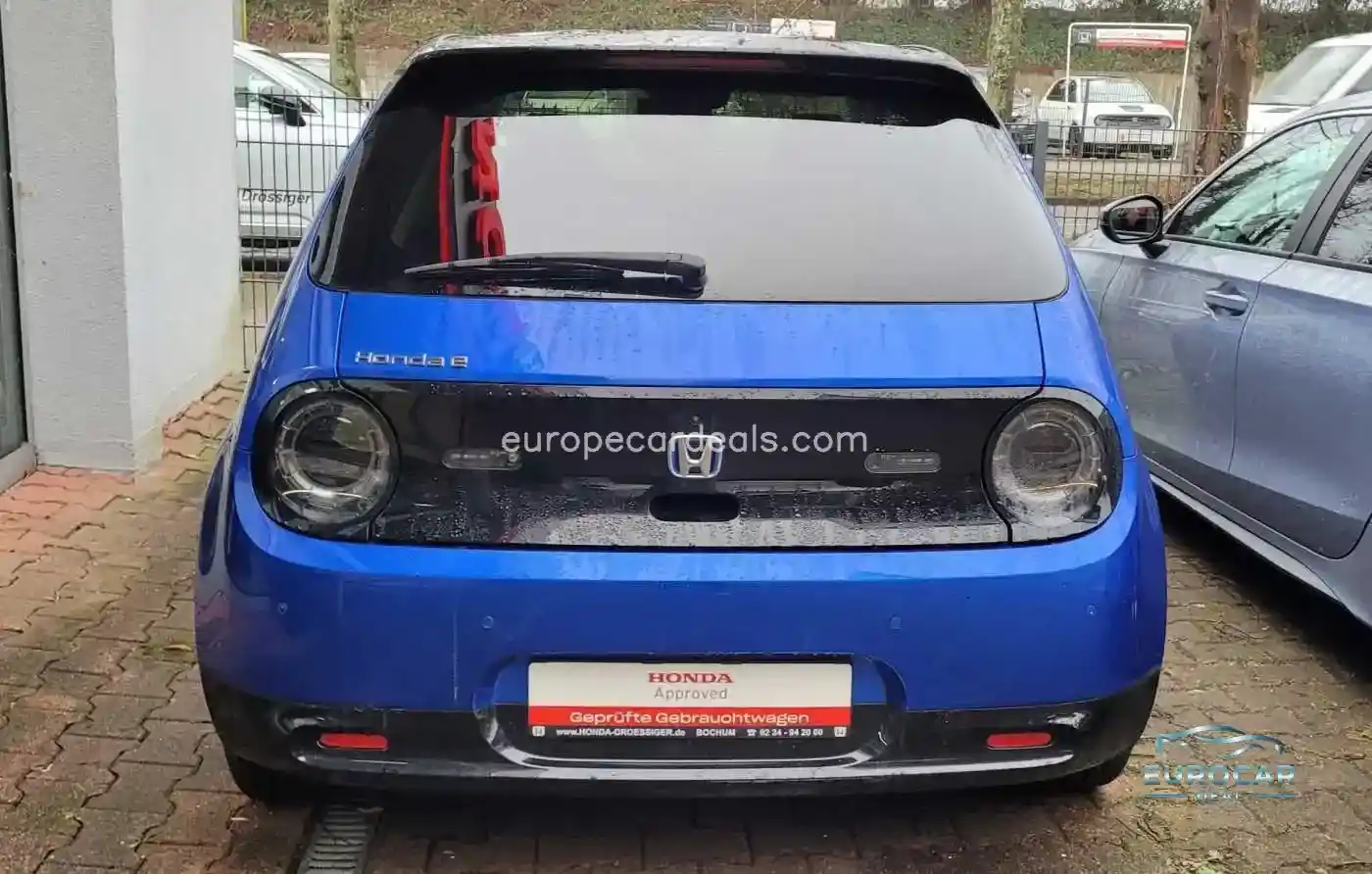 Honda e