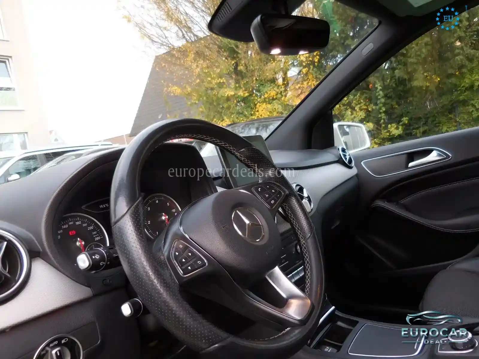 Mercedes-Benz B 220