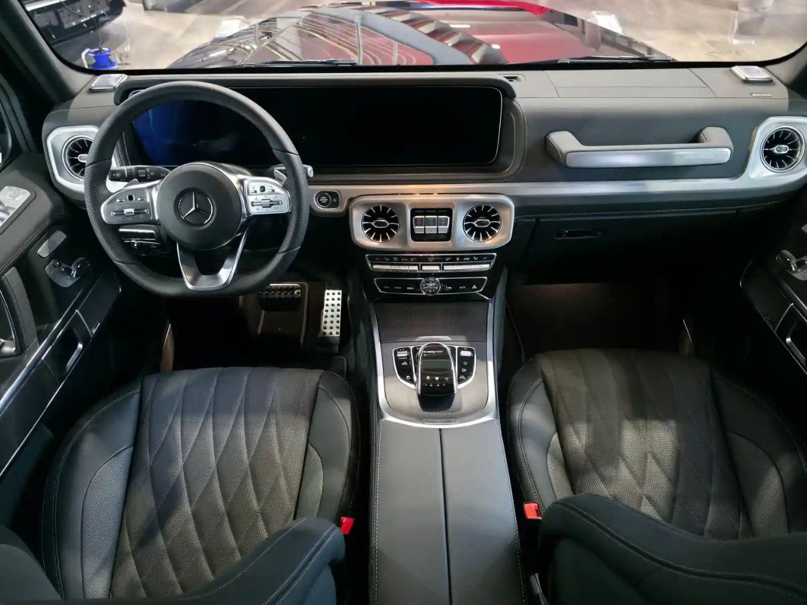 Mercedes-Benz G 500