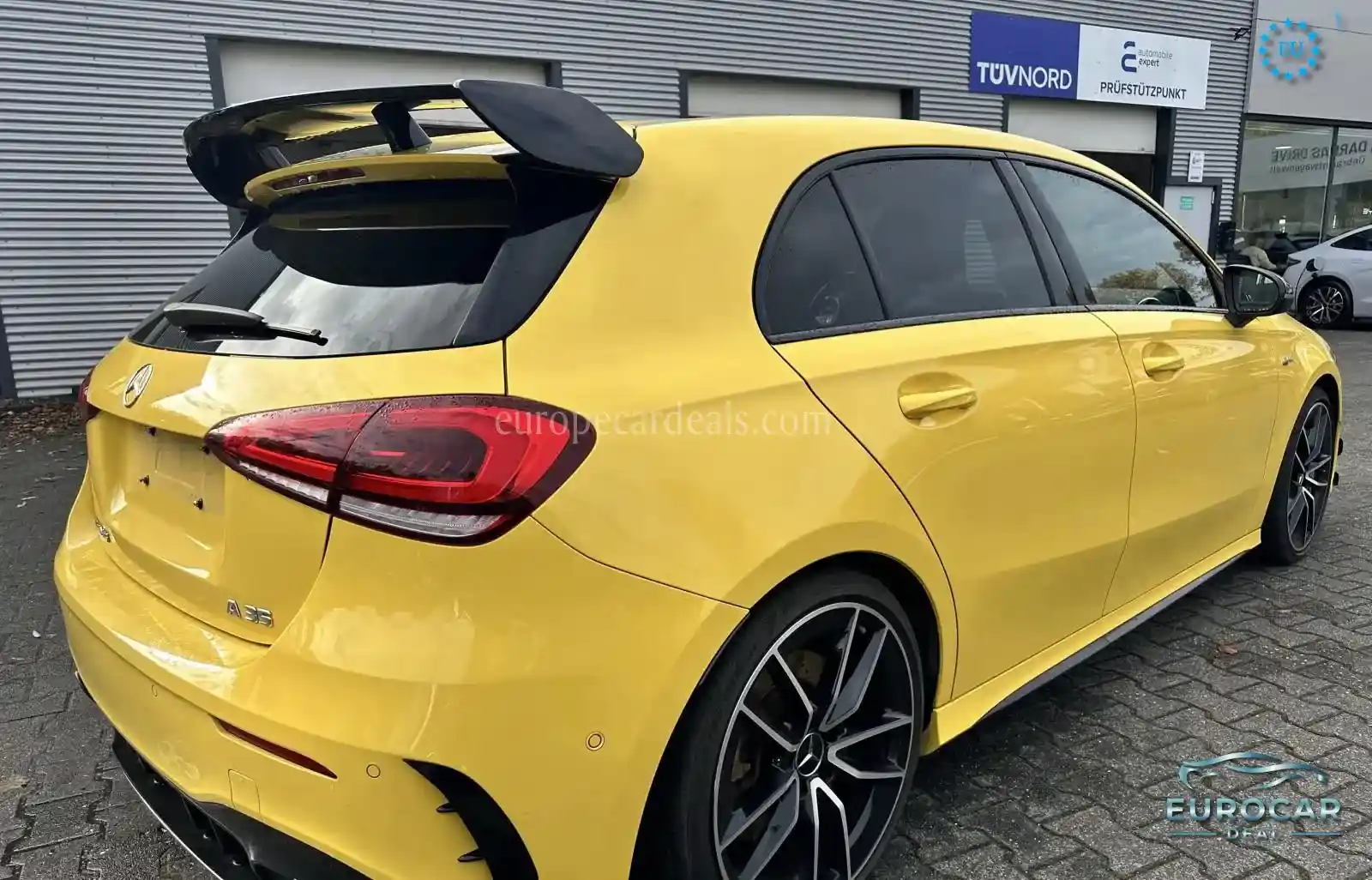 Mercedes-Benz A 35 AMG