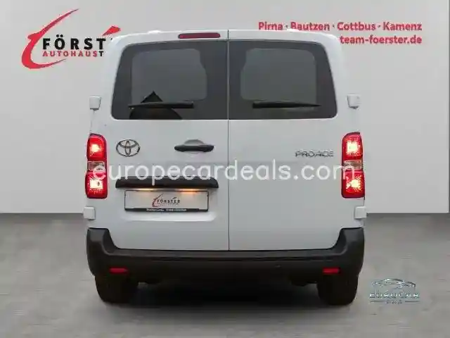 Toyota Proace (Verso)