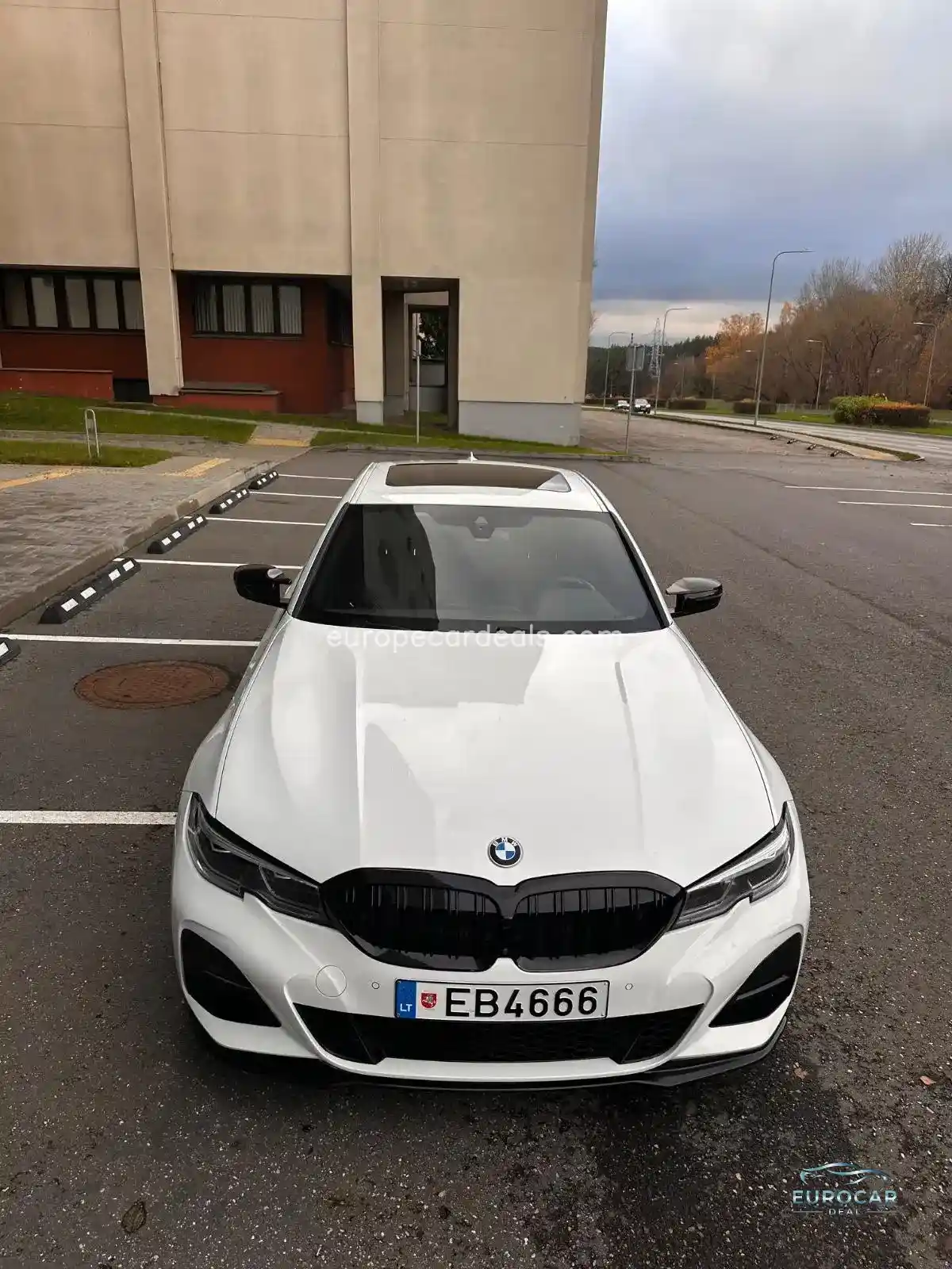 BMW 330