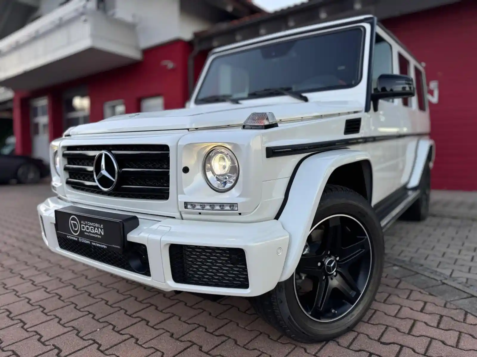Mercedes-Benz G 500