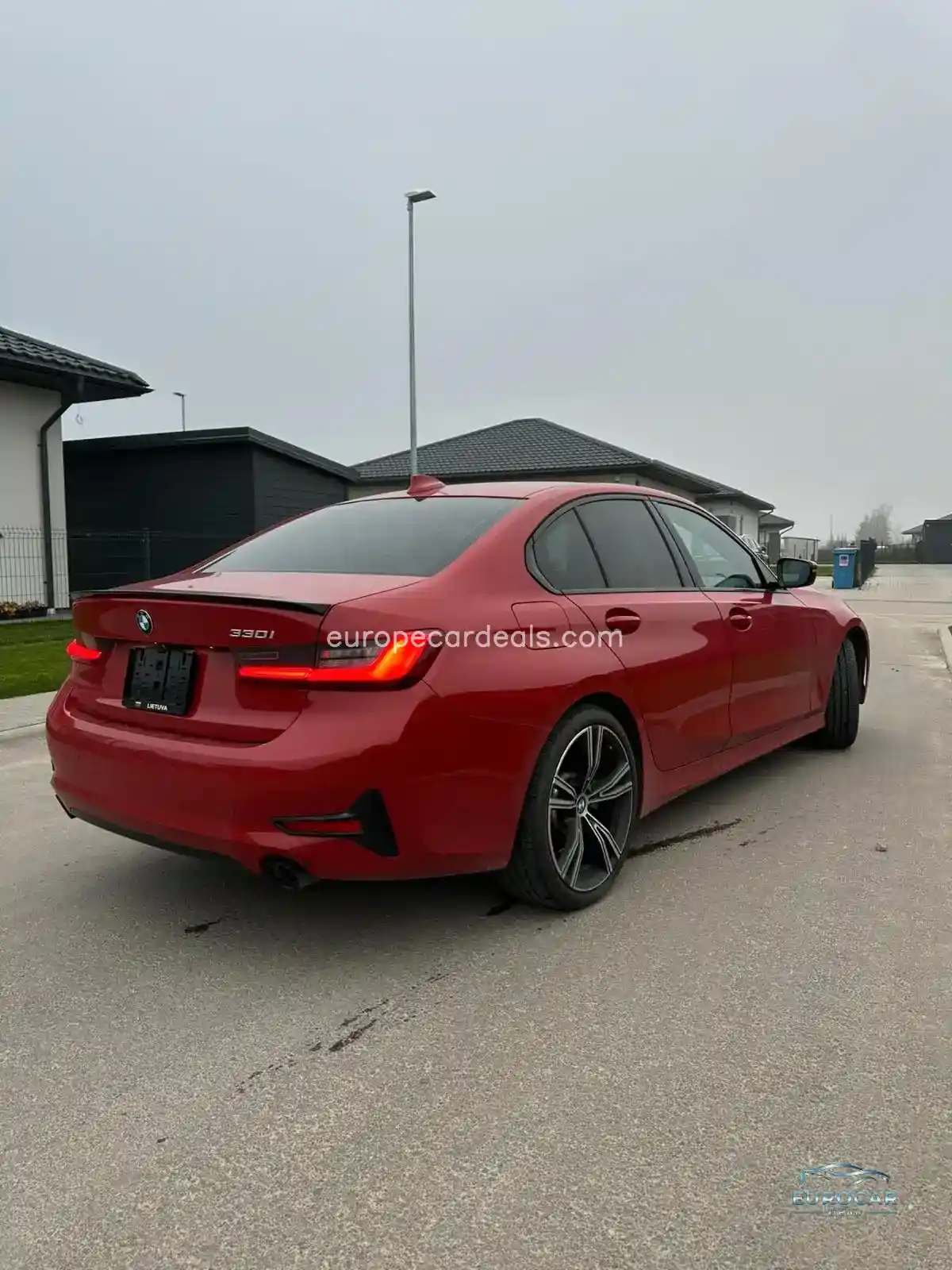 BMW 330