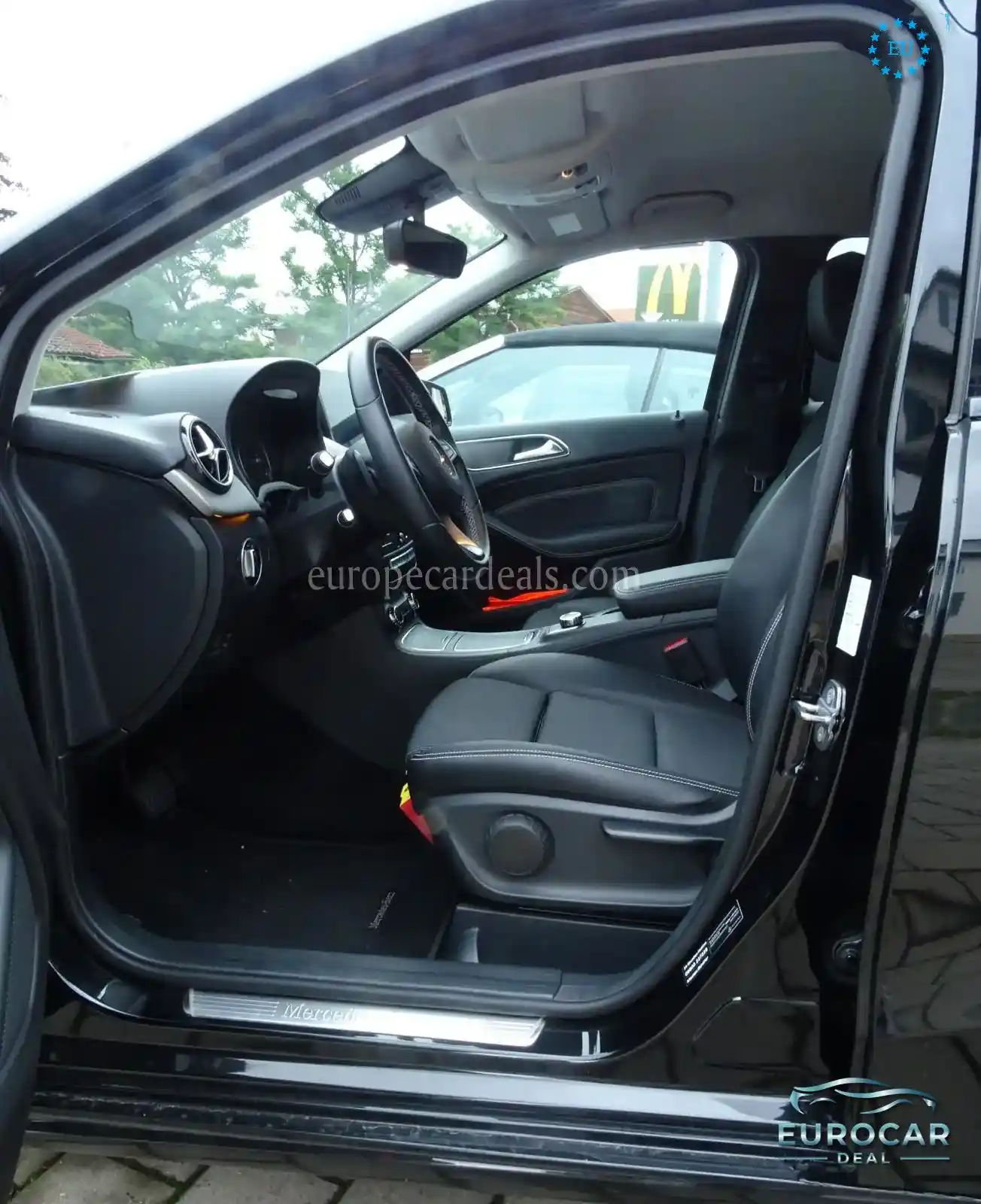 Mercedes-Benz B 200
