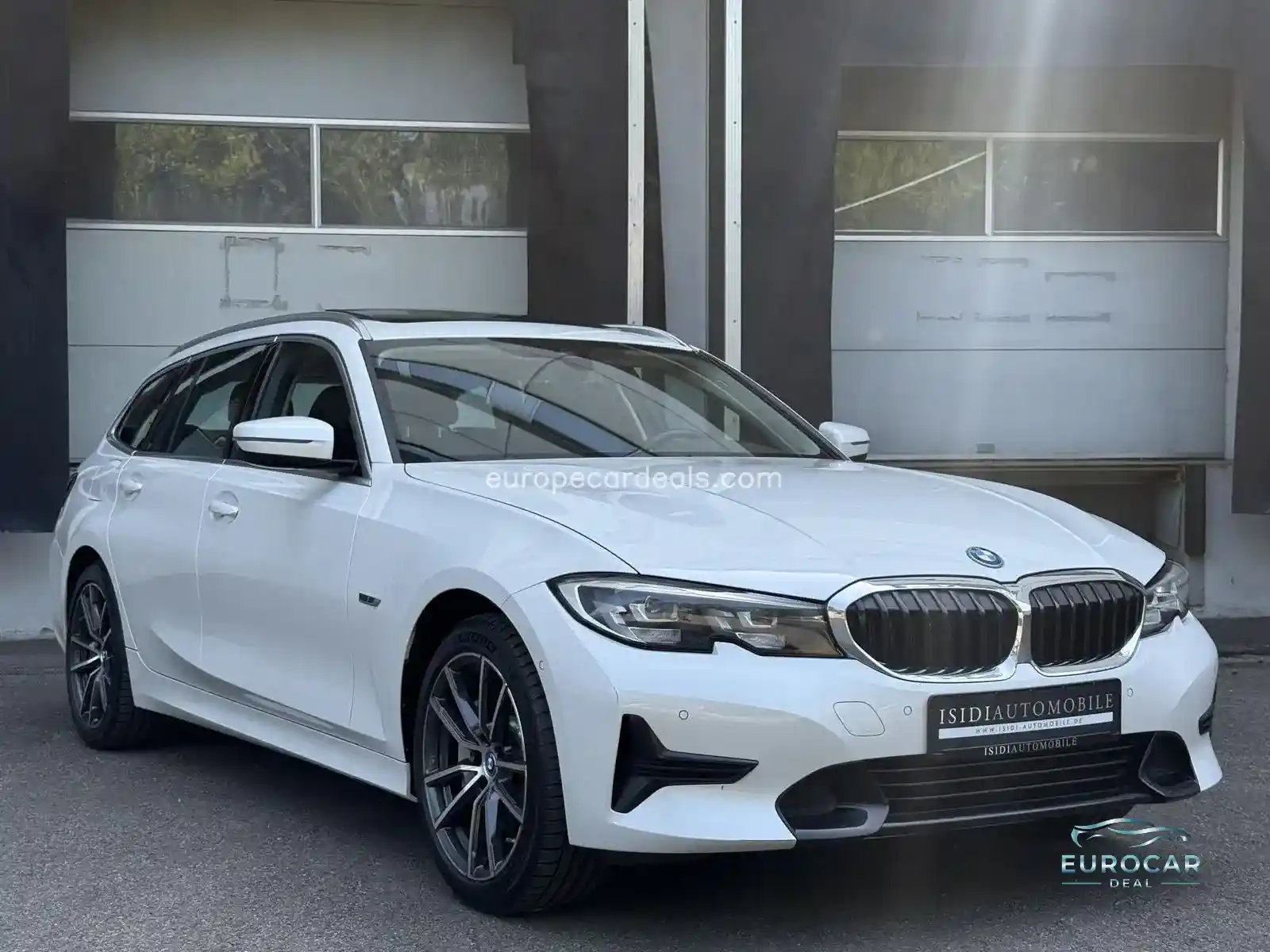 BMW 330