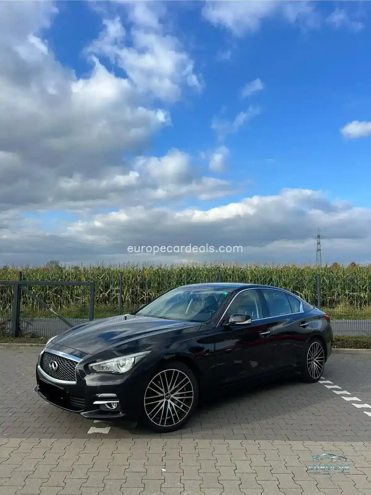 Infiniti Q50