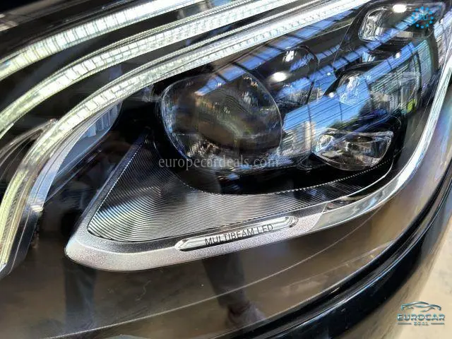 Mercedes-Benz S 560