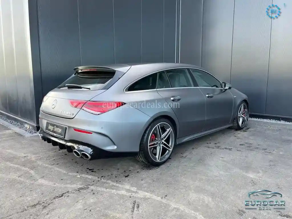 Mercedes-Benz CLA 45 AMG Shooting Brake