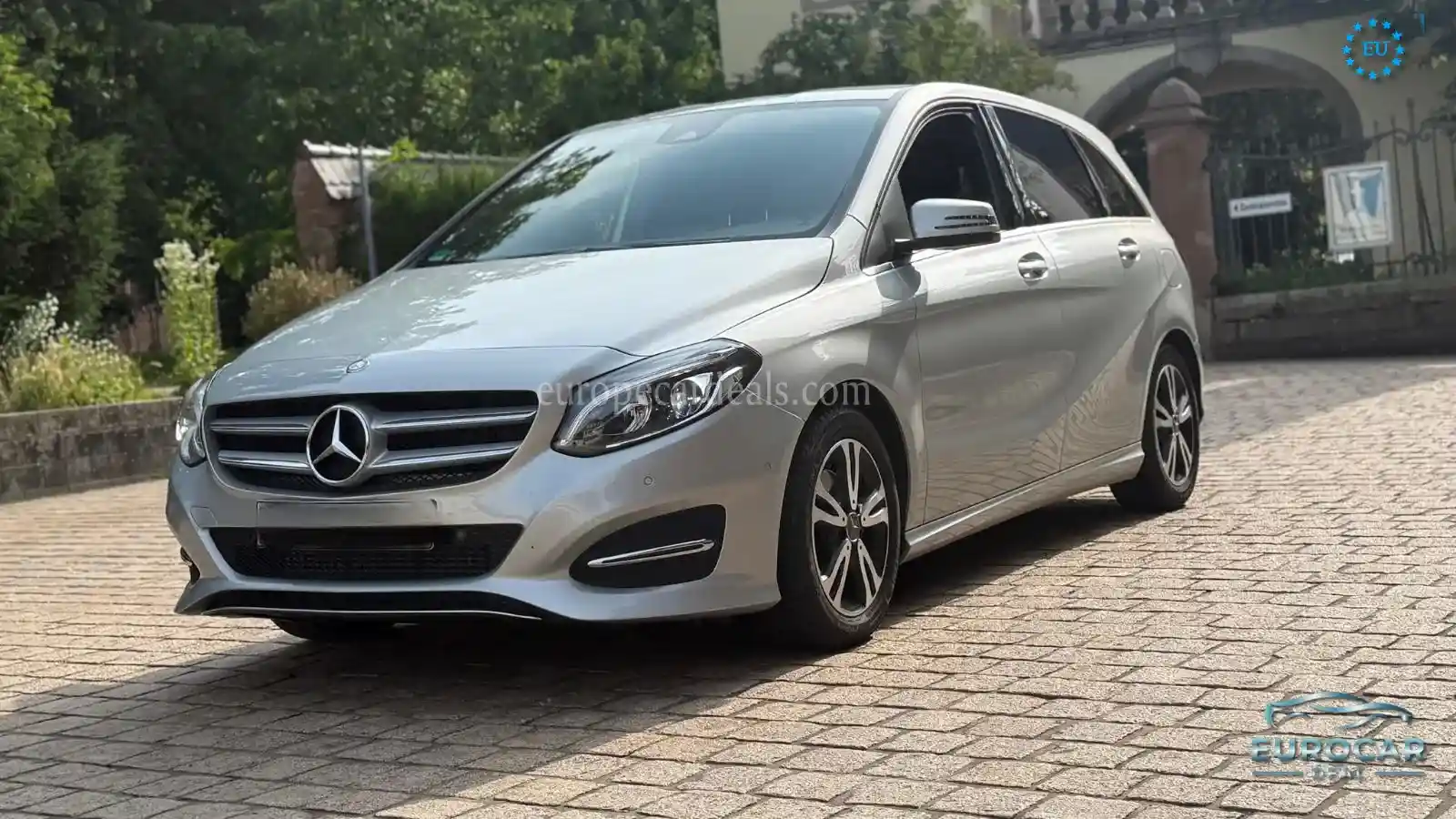 Mercedes-Benz B 180