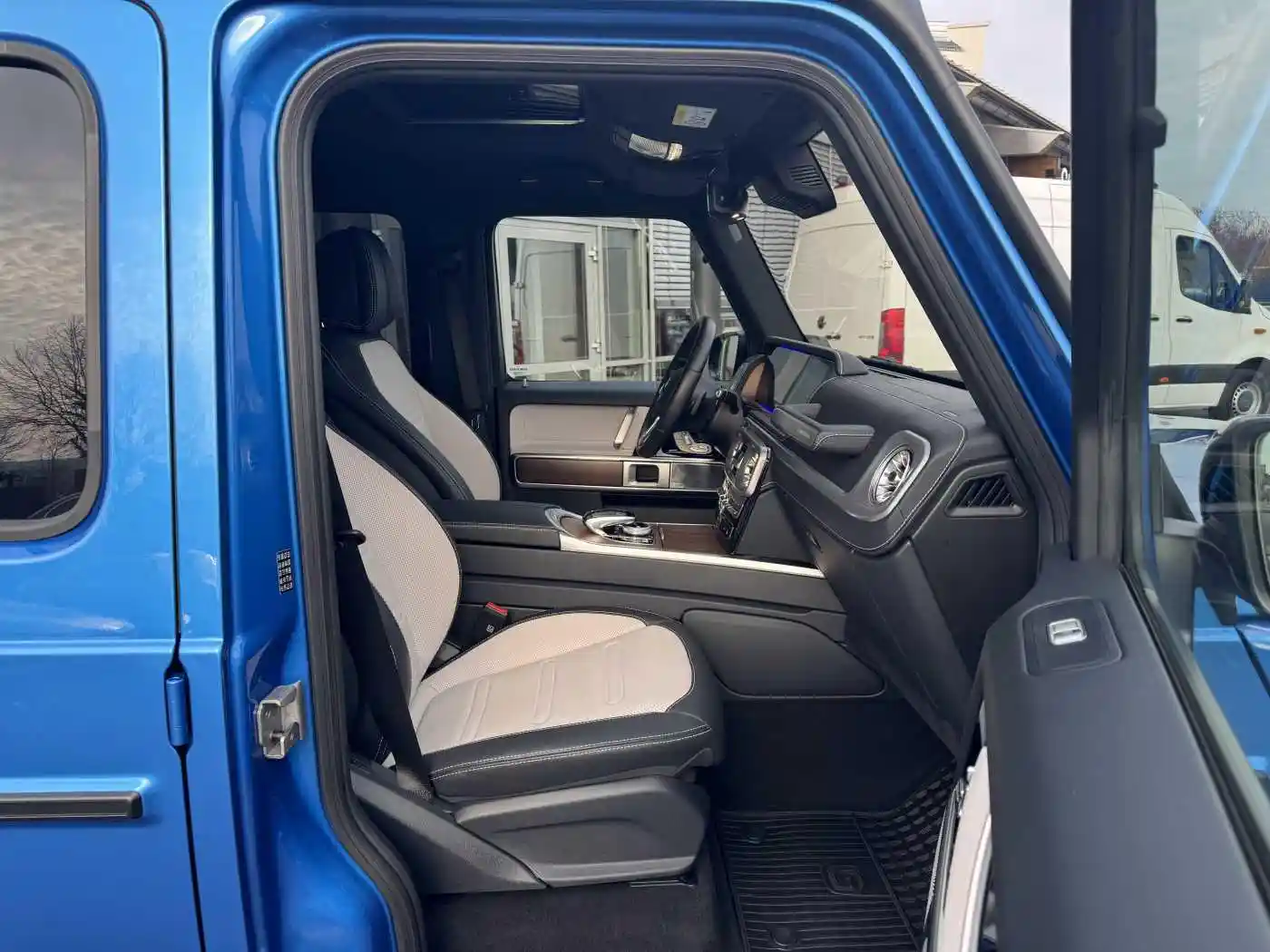 Mercedes-Benz G 500