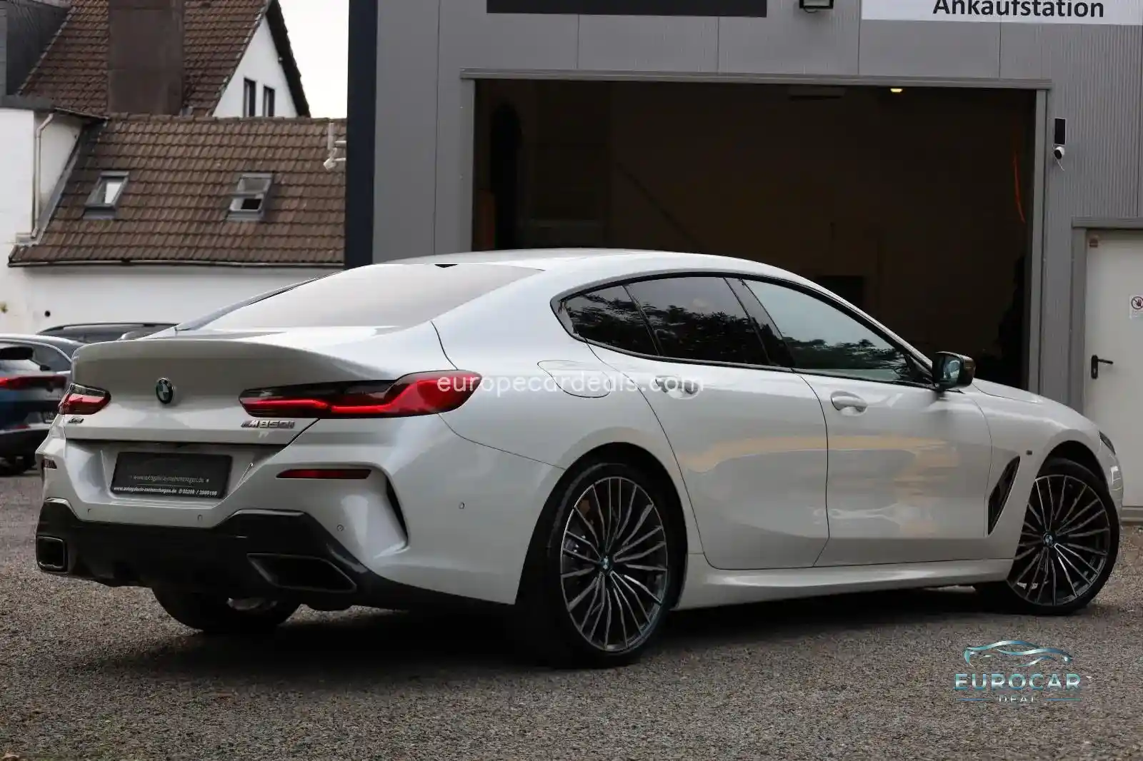 BMW M850