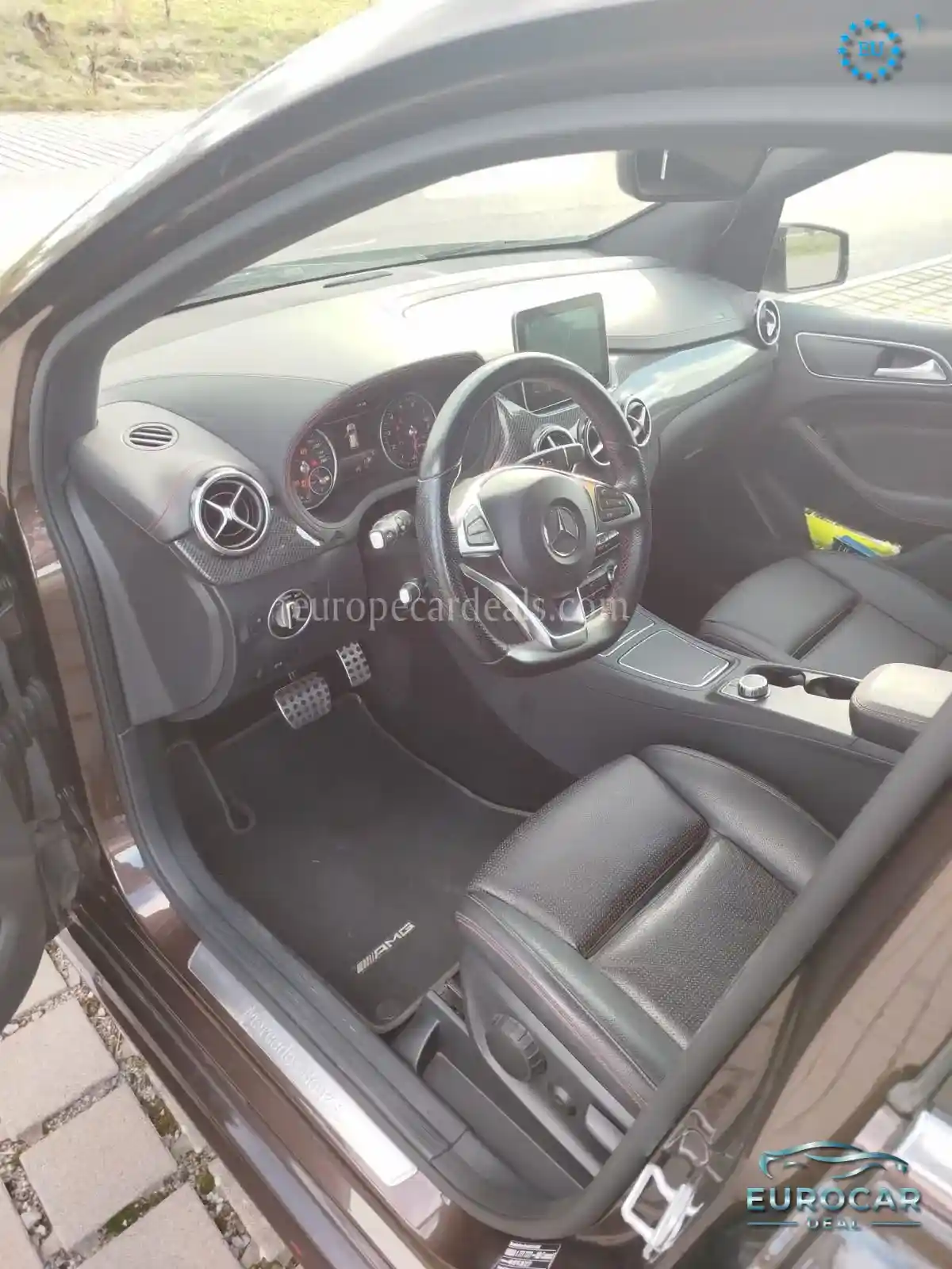 Mercedes-Benz B 200