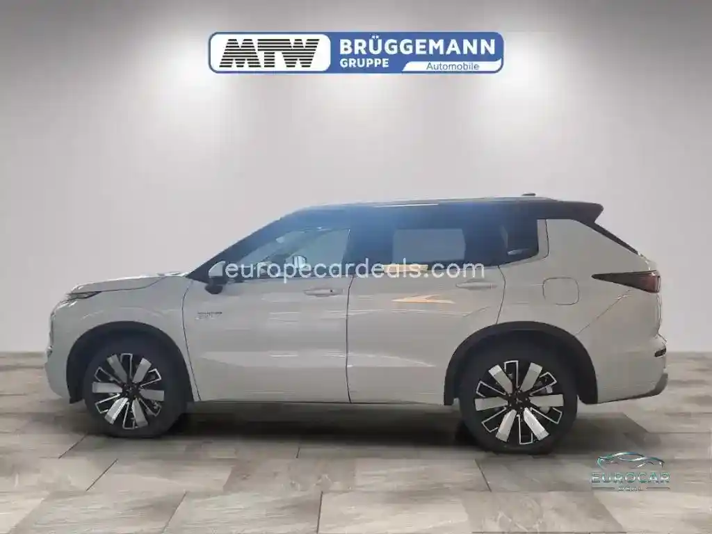Mitsubishi Plug-in Hybrid Outlander