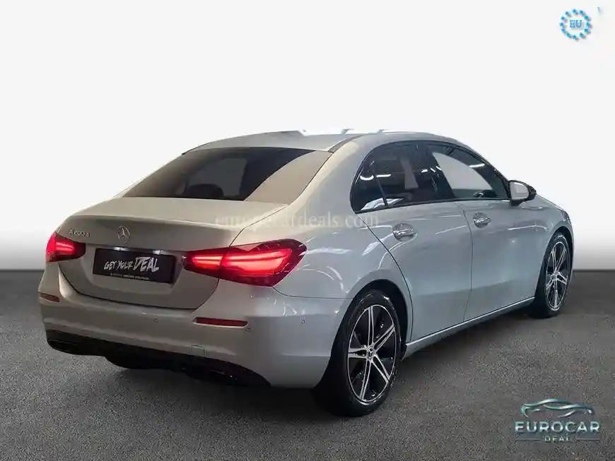 Mercedes-Benz A 200