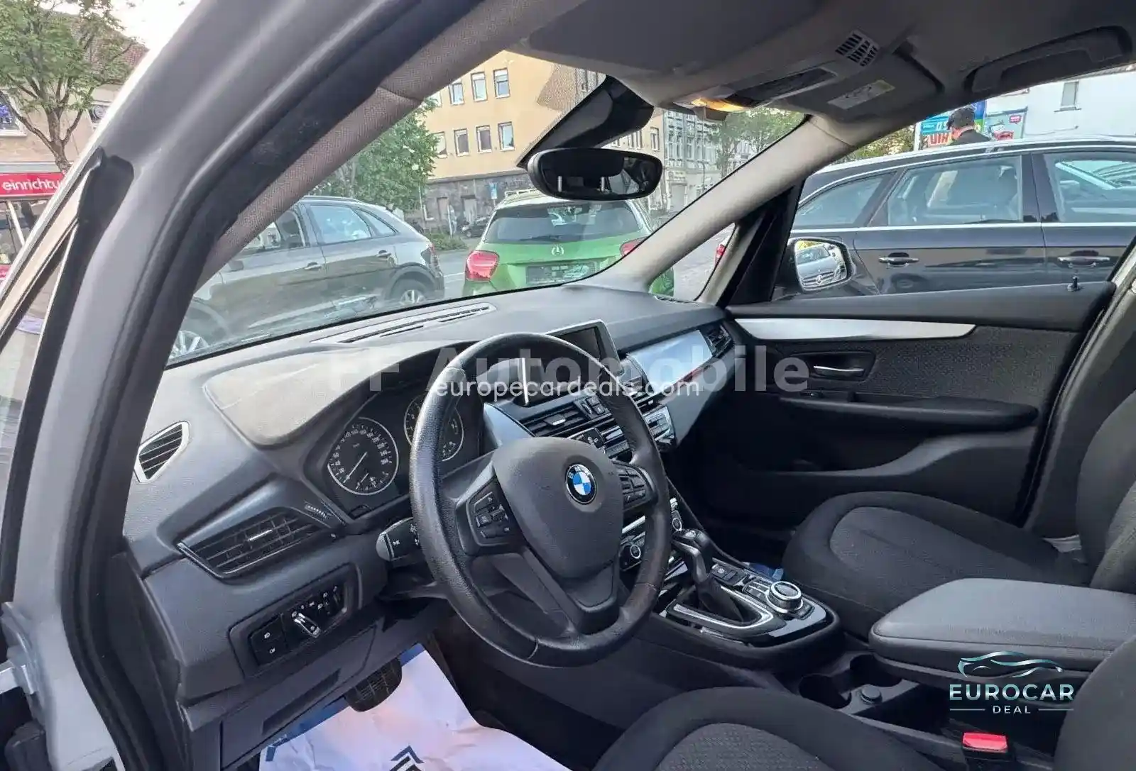 BMW 218