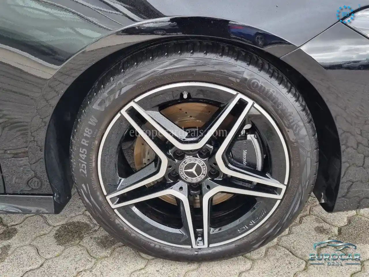 Mercedes-Benz CLA 220