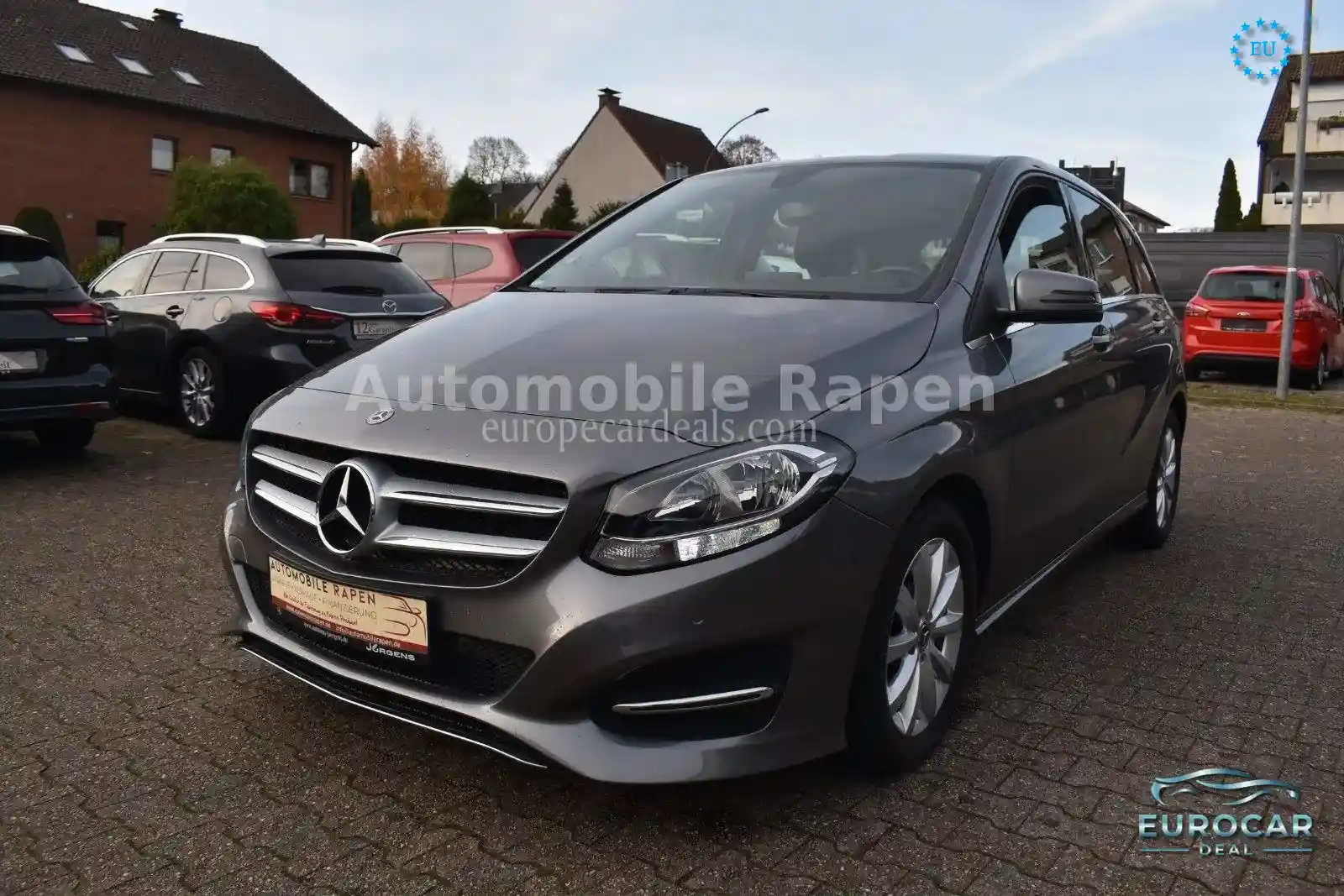 Mercedes-Benz B 180