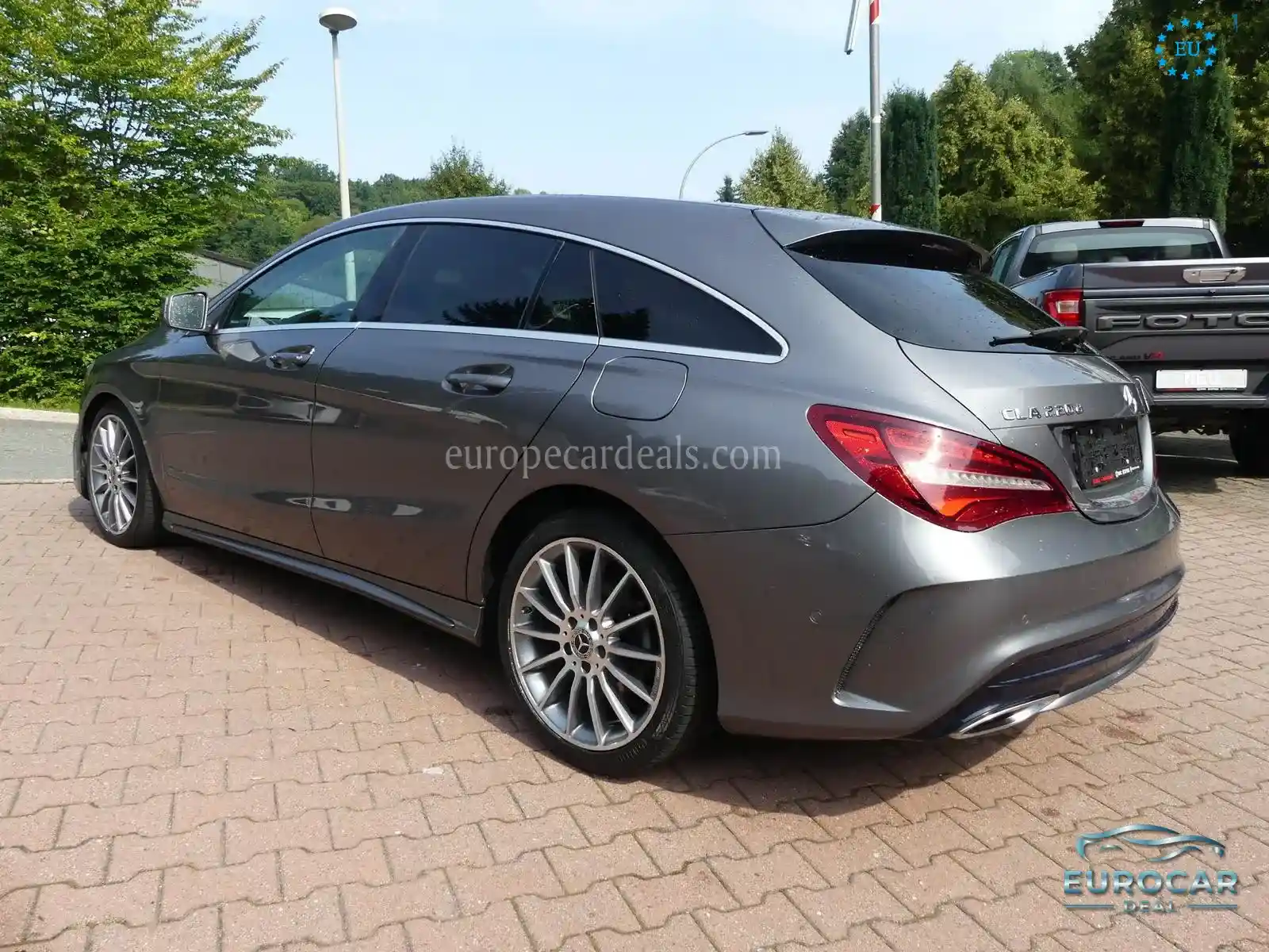 Mercedes-Benz CLA 220 Shooting Brake