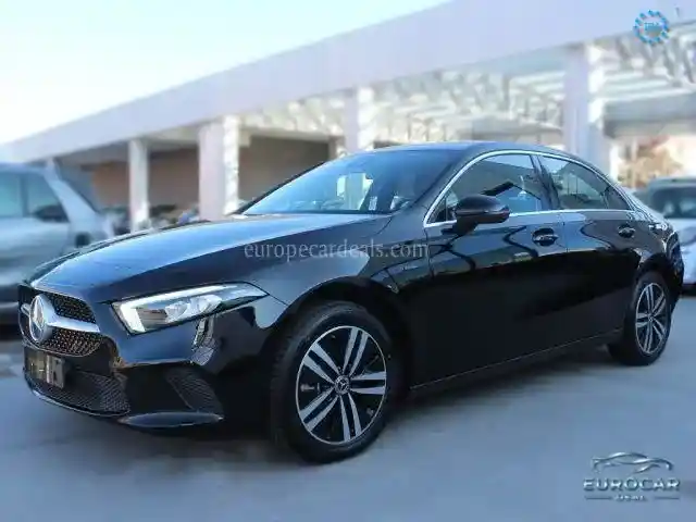 Mercedes-Benz A 250