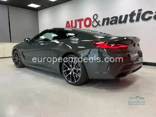 BMW 840