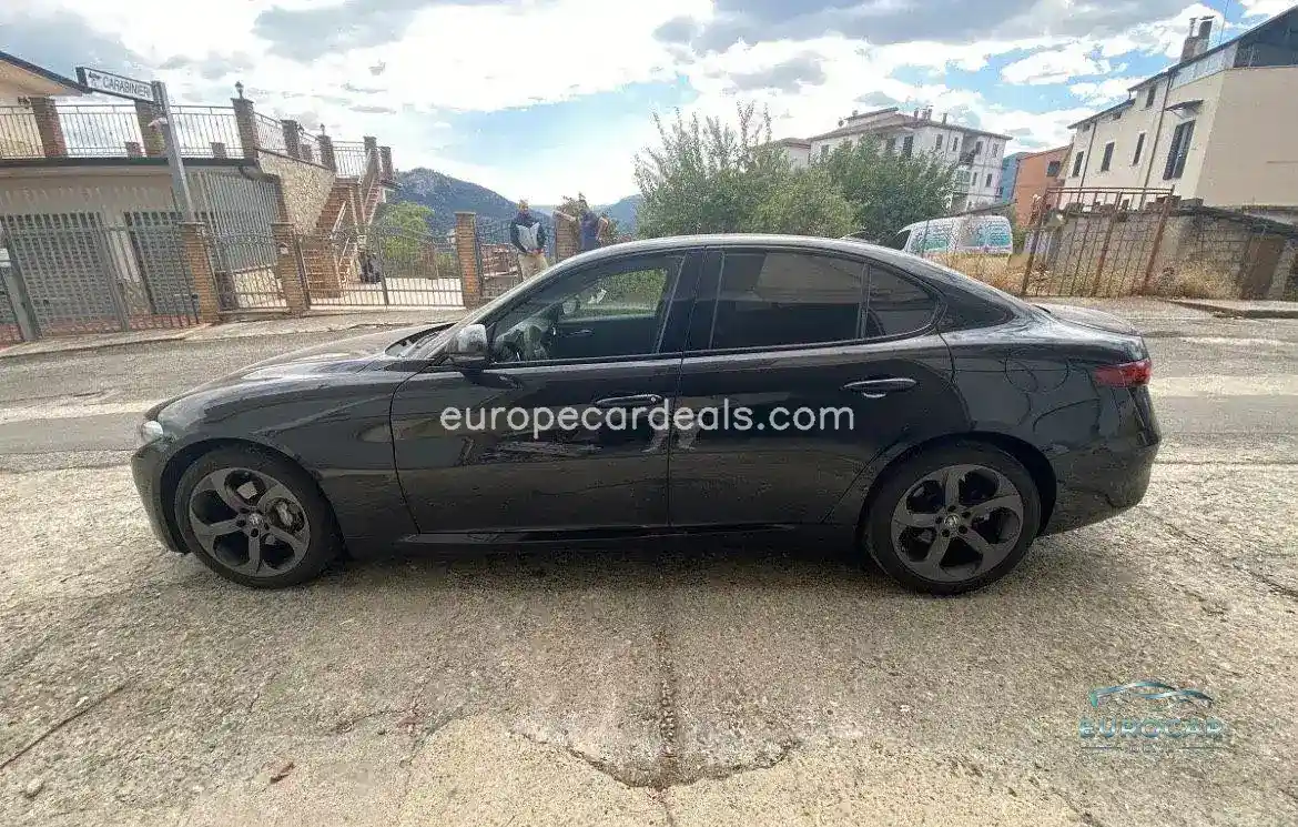 Alfa Romeo Giulia