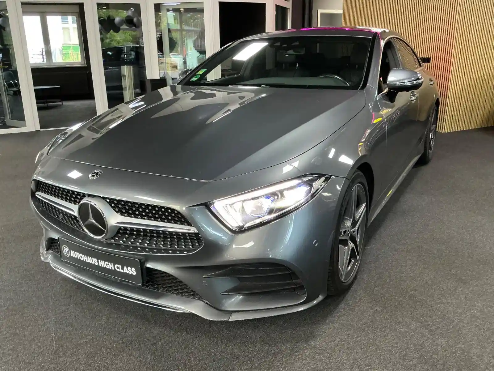 Mercedes-Benz CLS 300