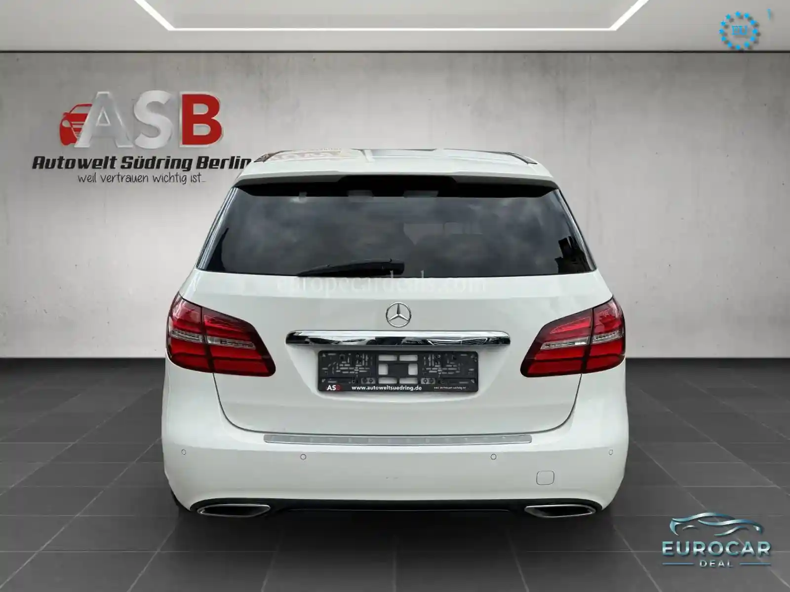 Mercedes-Benz B 180