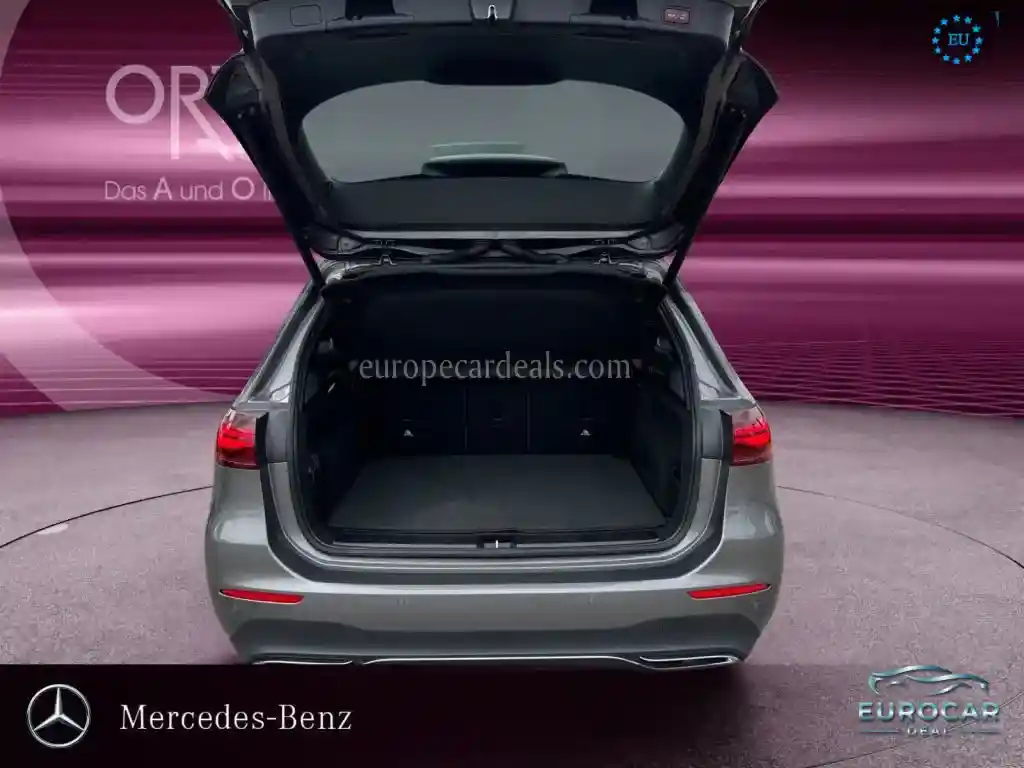Mercedes-Benz B 180