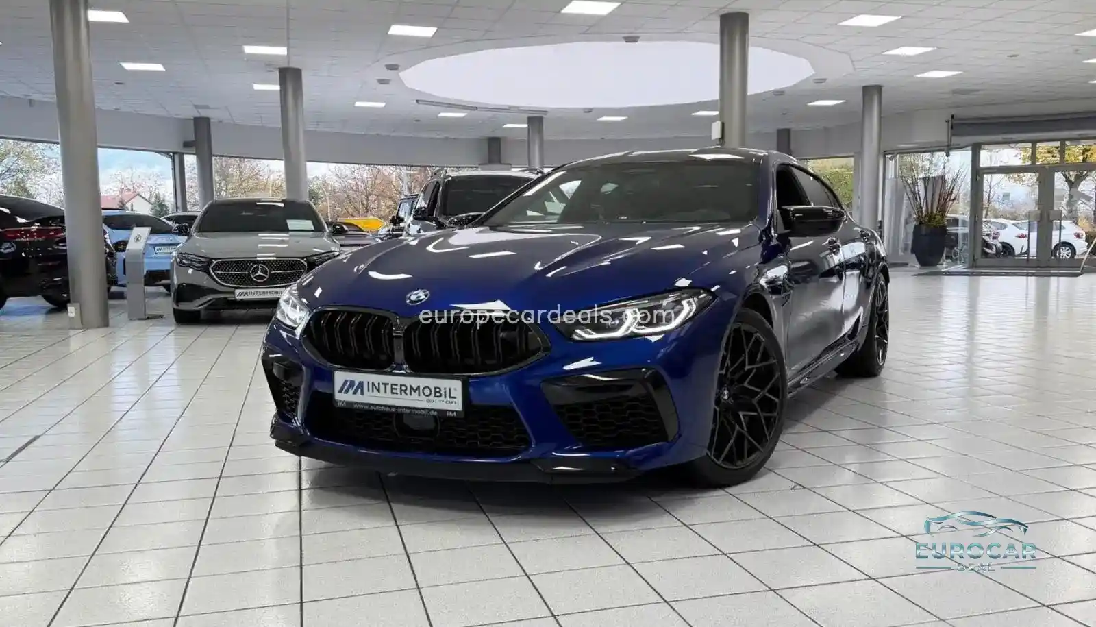 BMW M8