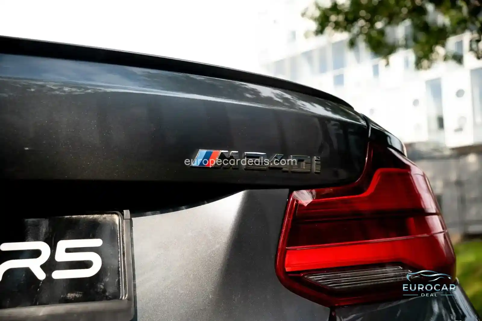 BMW M240i