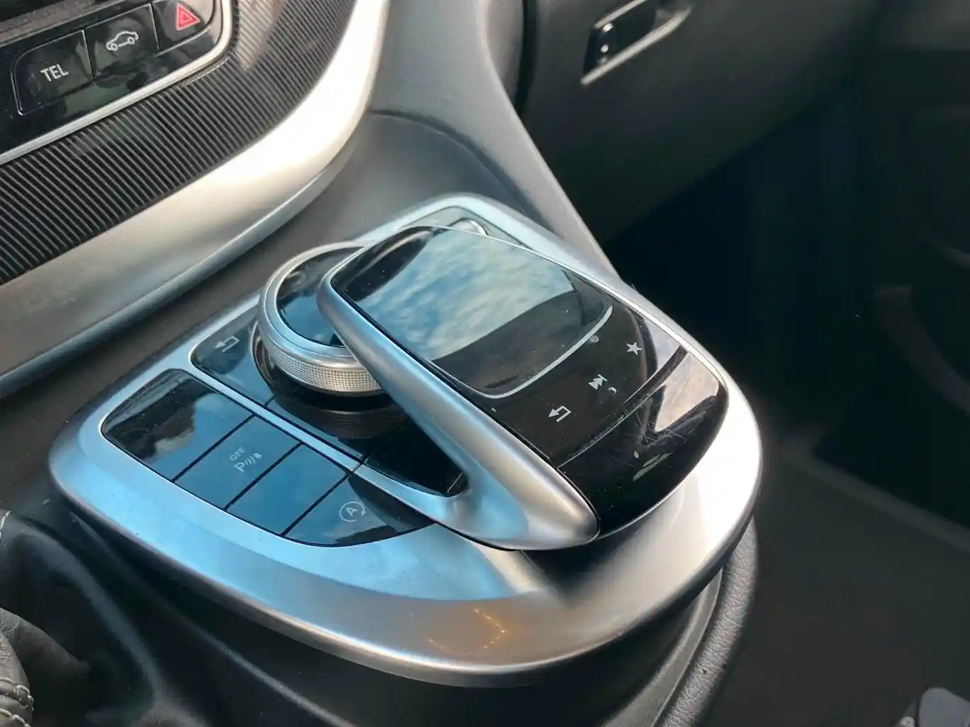 Mercedes-Benz V 200