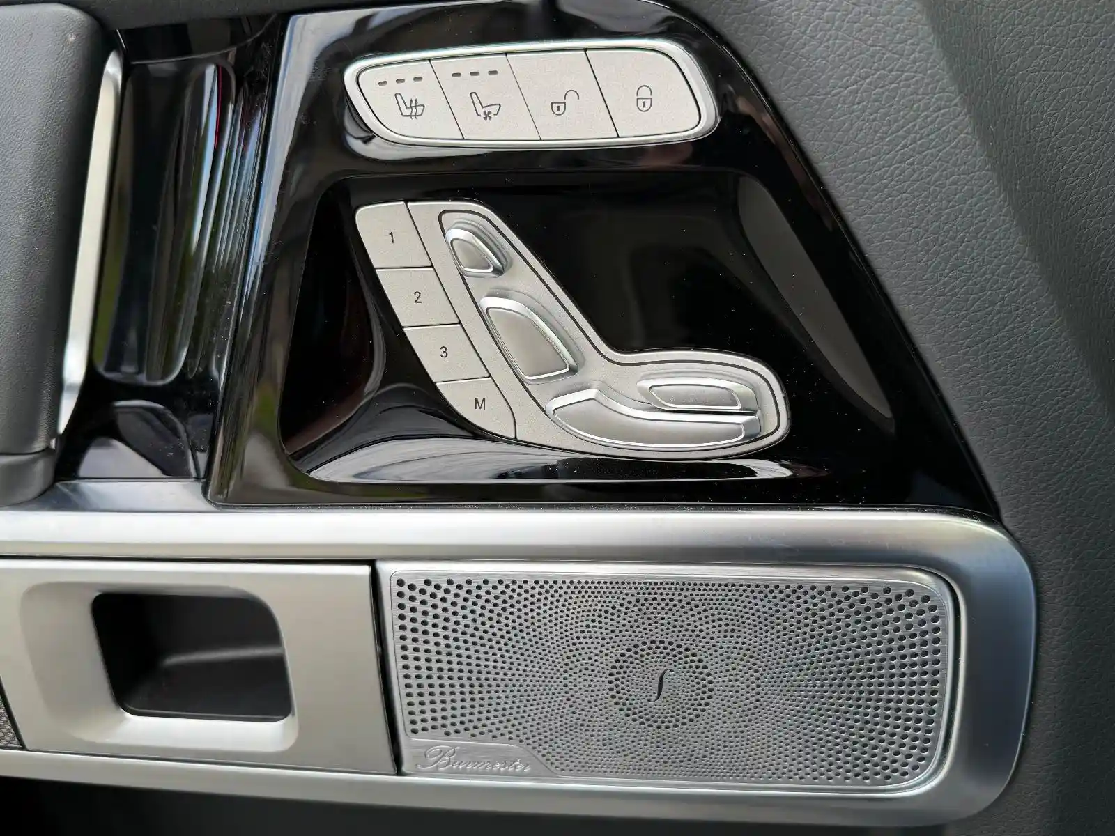 Mercedes-Benz G 500