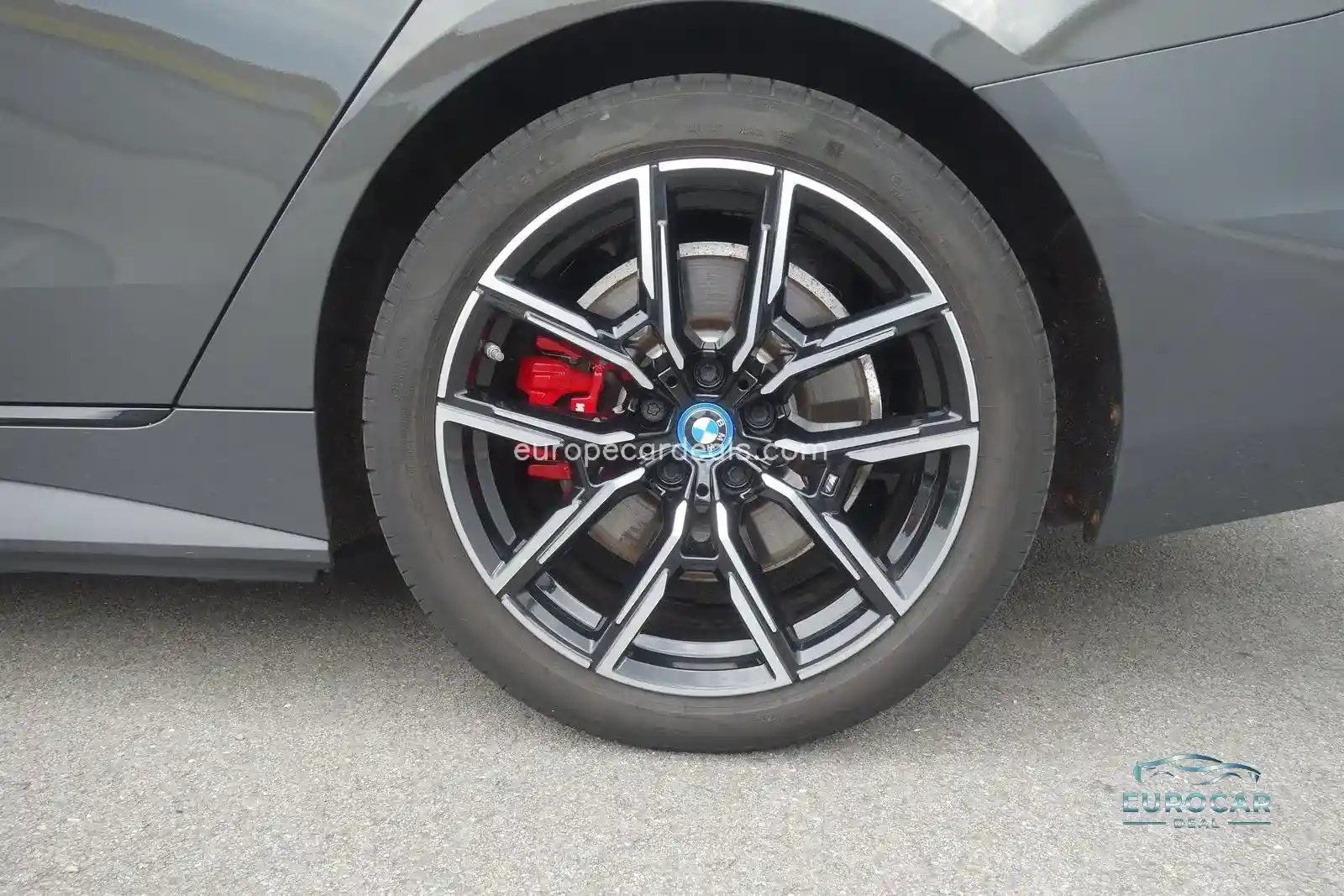 BMW i4
