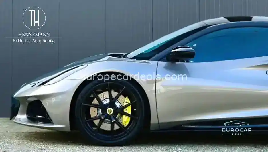 Lotus Emira